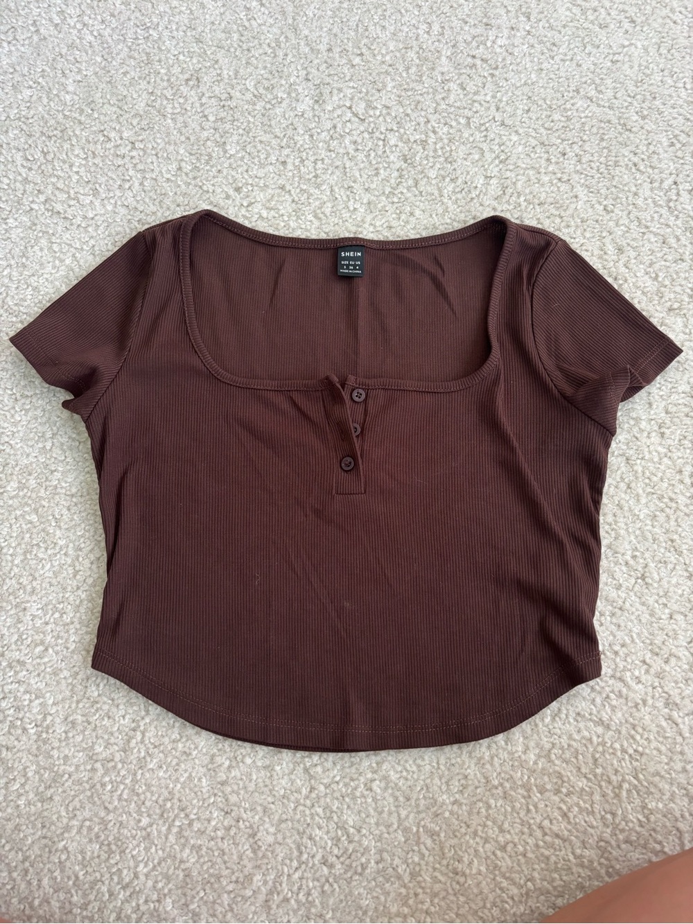 SHEIN Brown Ribbed Scoop Neck Button Crop Top